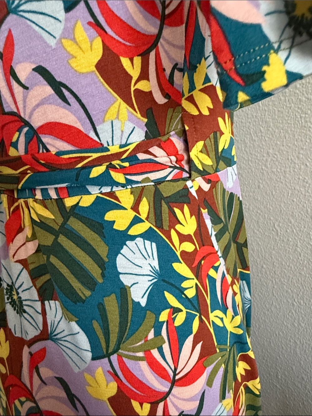 Boden Floral Faux Wrap Midi Dress | Tropical Print Tie Waist | US 4R - Picture 6 of 8